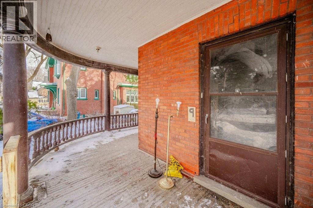 Property at 9 JOHN Street E image 3