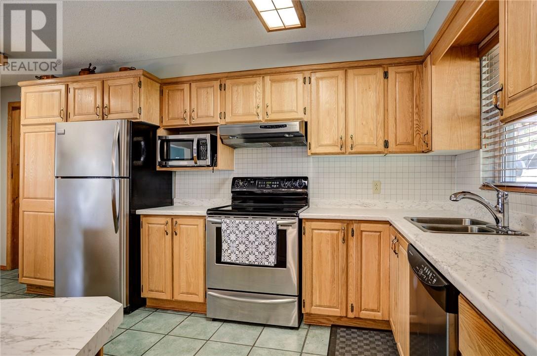 43 Elm Road, Estaire, Ontario  P3E 4N1 - Photo 3 - 2124204