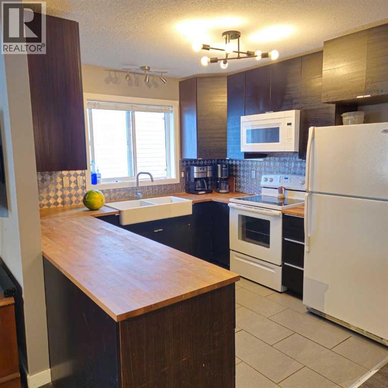 Property at 69 Willow Springs Crescent image 4