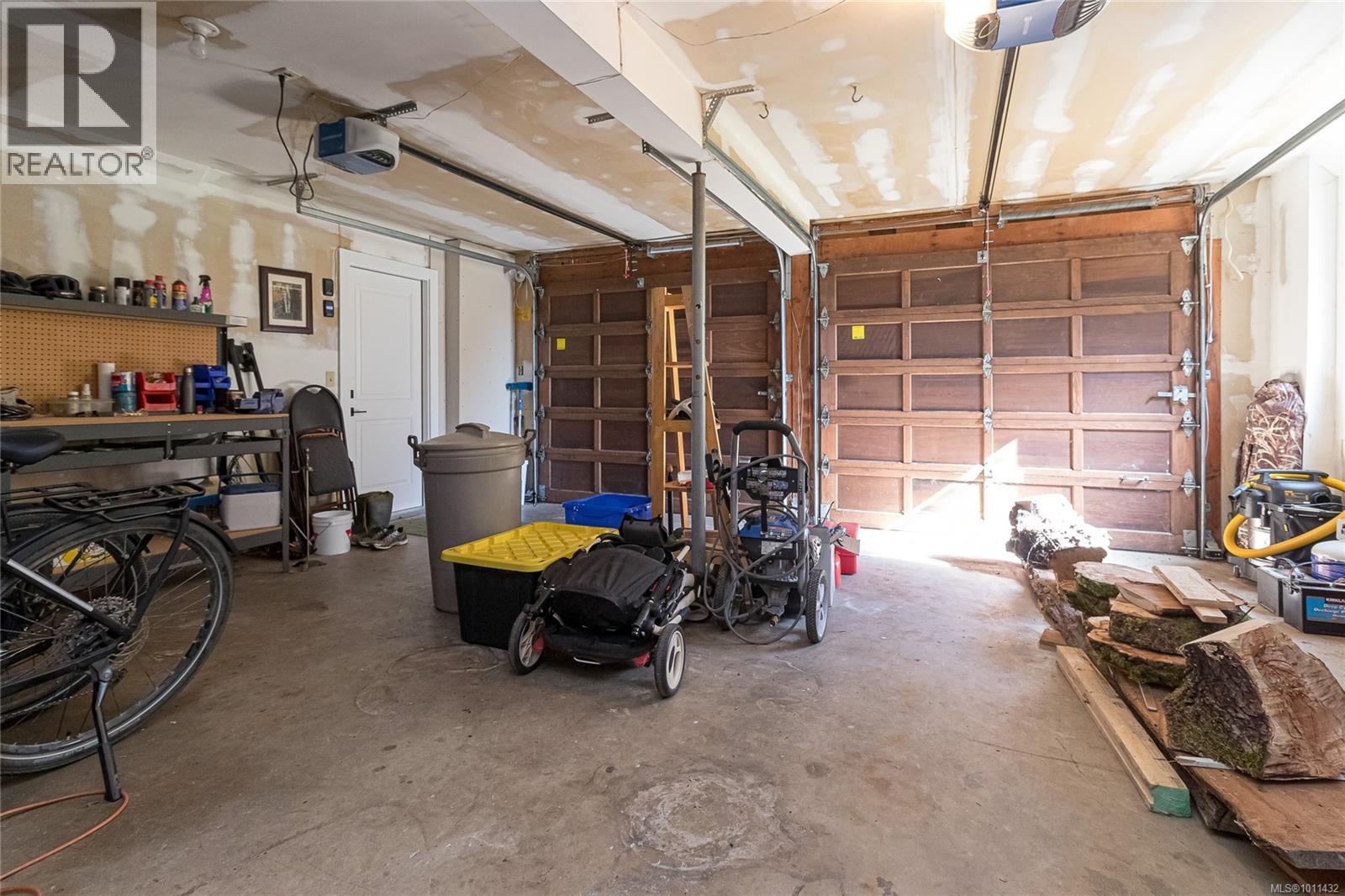 8781 Forest Park Dr, North Saanich, British Columbia V8L 4E8 - Photo 48 - 1011432