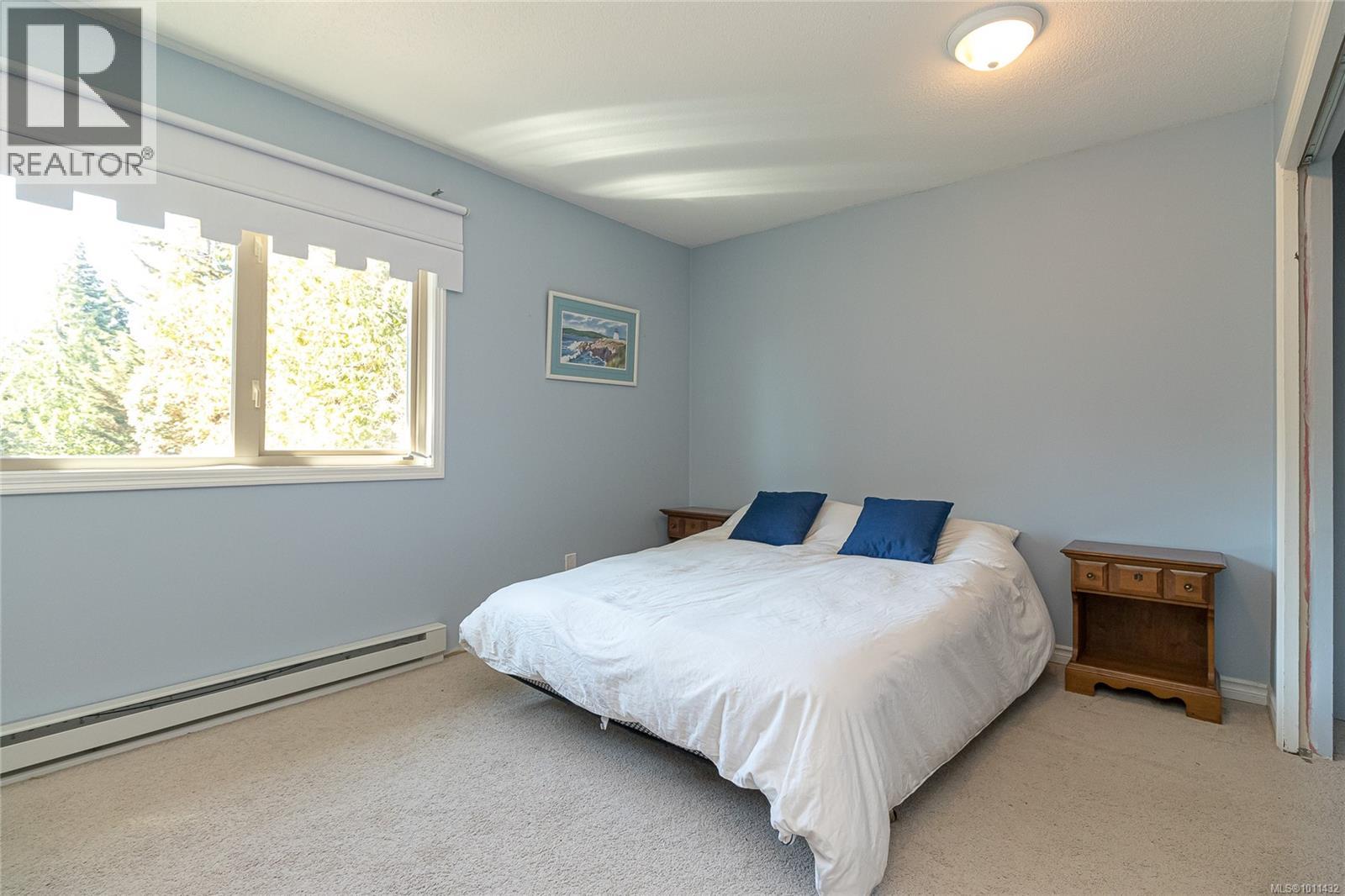 8781 Forest Park Dr, North Saanich, British Columbia V8L 4E8 - Photo 37 - 1011432