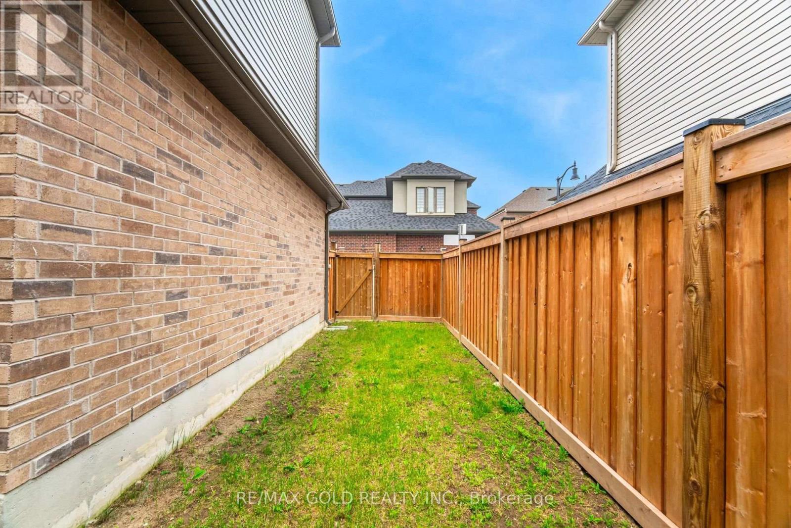 50 Block Road, Brampton, Ontario  L7A 5B3 - Photo 31 - W12352948