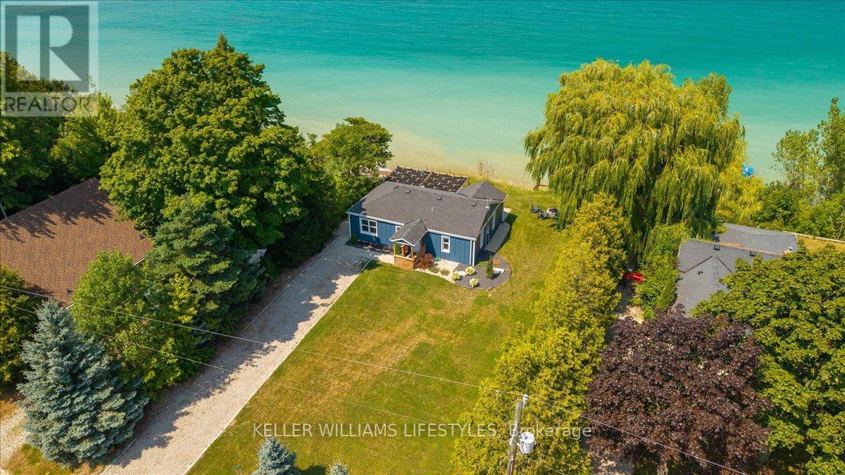 4148 Bluepoint Drive, Plympton-Wyoming (Plympton Wyoming), Ontario  N0N 1J6 - Photo 34 - X12353051