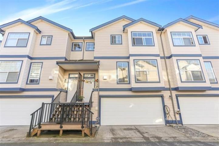 703 9118 149 Street, Surrey, British Columbia  V3R 3Z6 - Photo 2 - R3033604