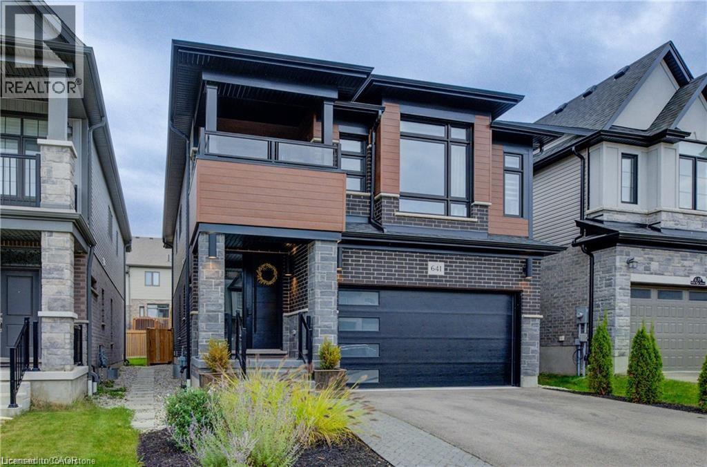 641 Wild Rye Street, Waterloo, Ontario  N2V 0G1 - Photo 2 - 40715476