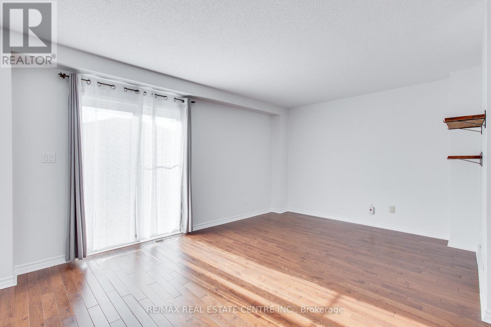 874 Shelborne Street, London South, Ontario  N5Z 5A8 - Photo 13 - X12352898