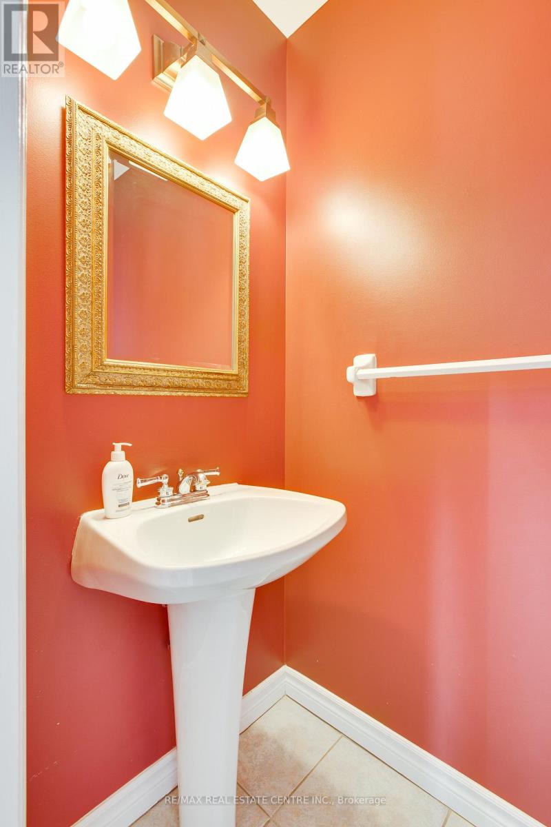 874 Shelborne Street, London South, Ontario  N5Z 5A8 - Photo 16 - X12352898
