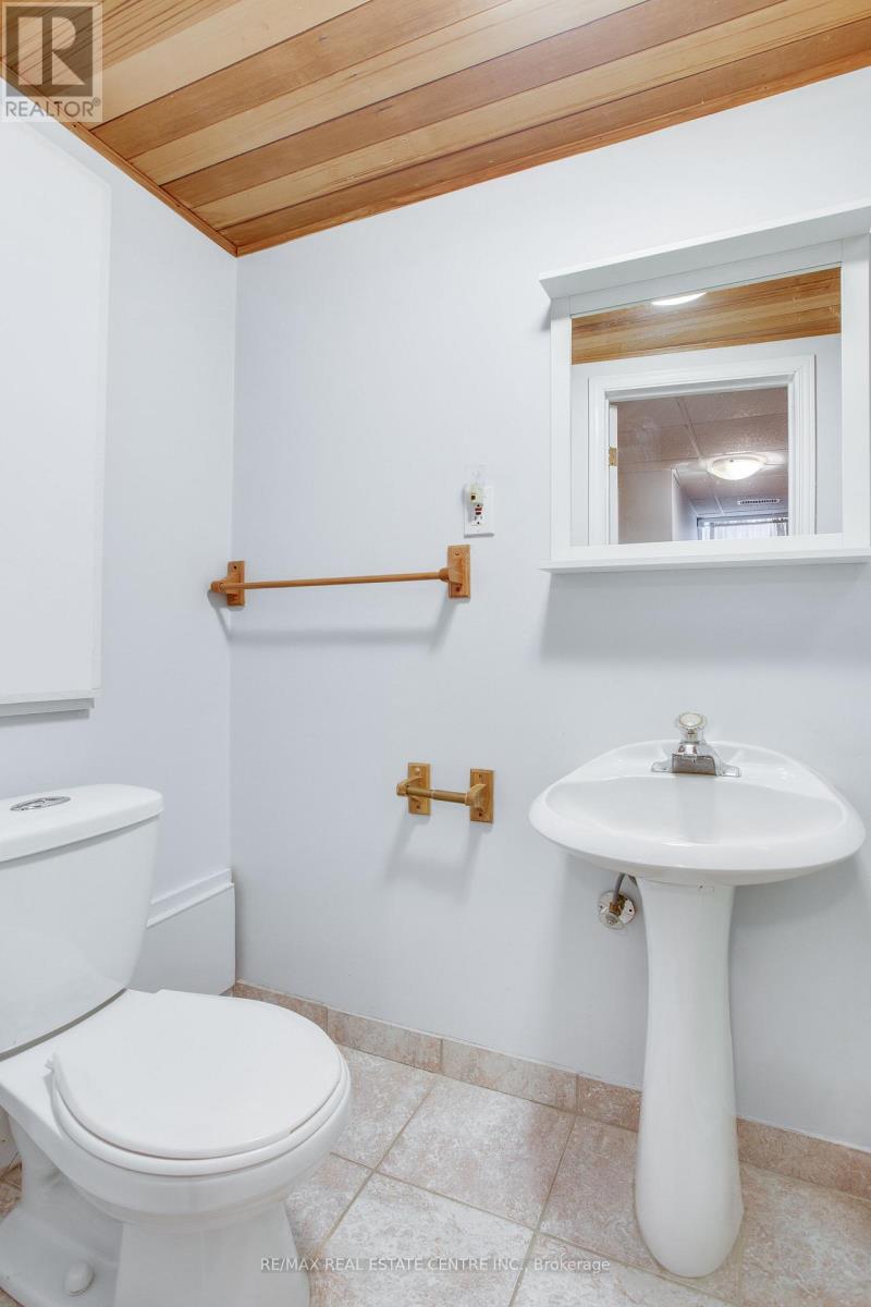 874 Shelborne Street, London South, Ontario  N5Z 5A8 - Photo 32 - X12352898