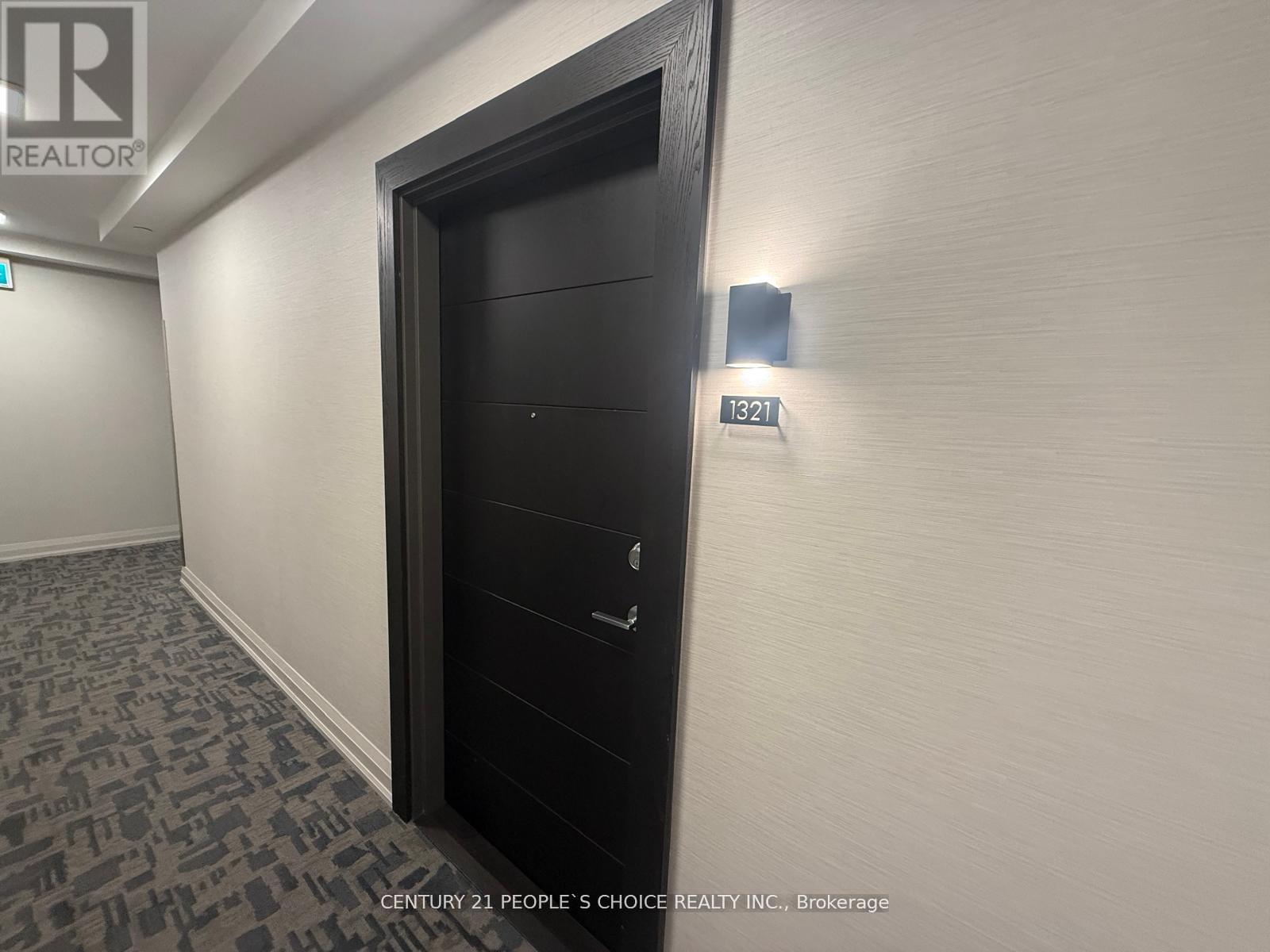 1321 - 212 King William Street, Hamilton, Ontario L8R 0A7 - Photo 3 - X12352967