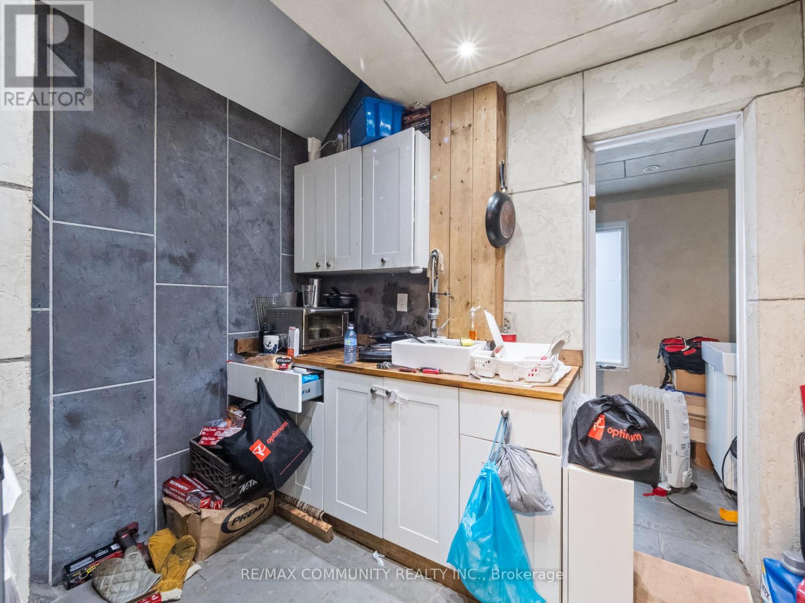 4769 Mcdougall Crescent, Niagara Falls, Ontario  L2E 1B8 - Photo 14 - X12352974