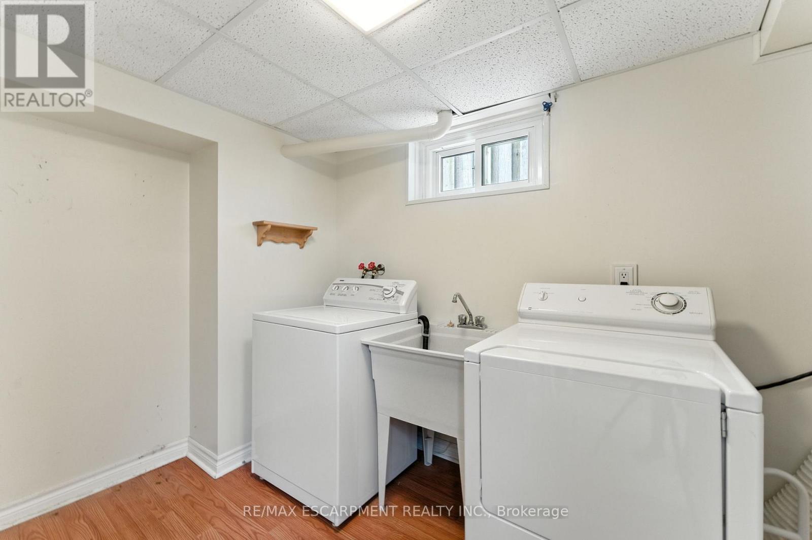 51 Pleasant Avenue, Hamilton, Ontario  L9H 3T2 - Photo 25 - X12352976