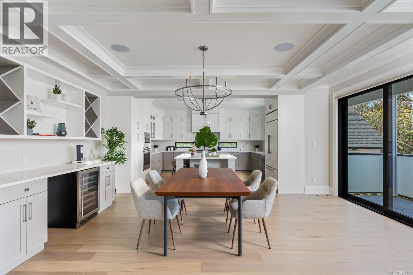 1918 Shotbolt Rd, Victoria, British Columbia  V8S 1H2 - Photo 13 - 1009301