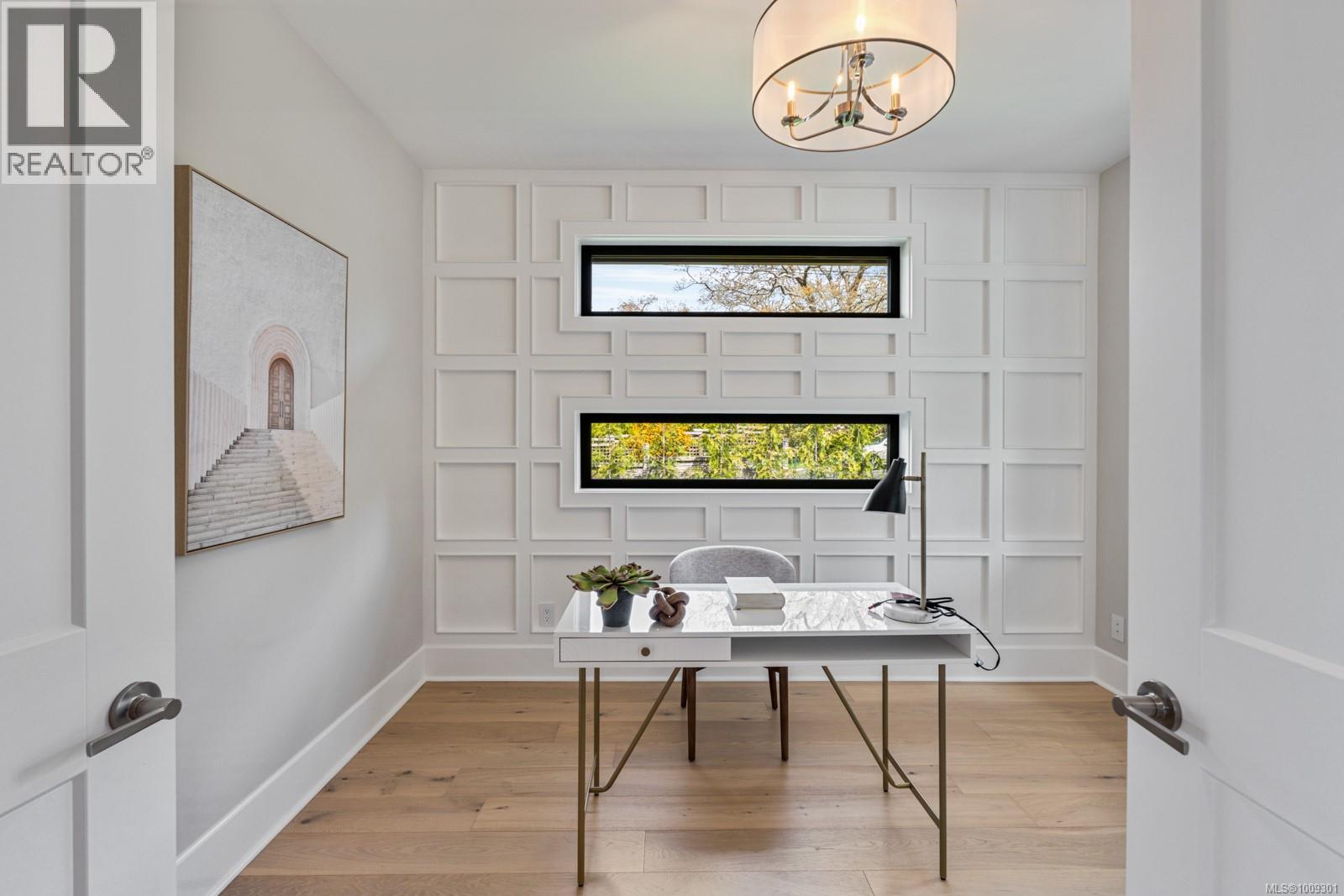 1918 Shotbolt Rd, Victoria, British Columbia  V8S 1H2 - Photo 16 - 1009301