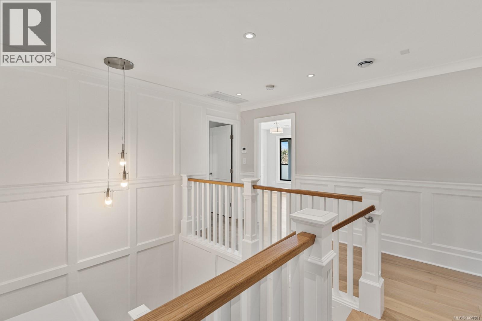 1918 Shotbolt Rd, Victoria, British Columbia  V8S 1H2 - Photo 20 - 1009301