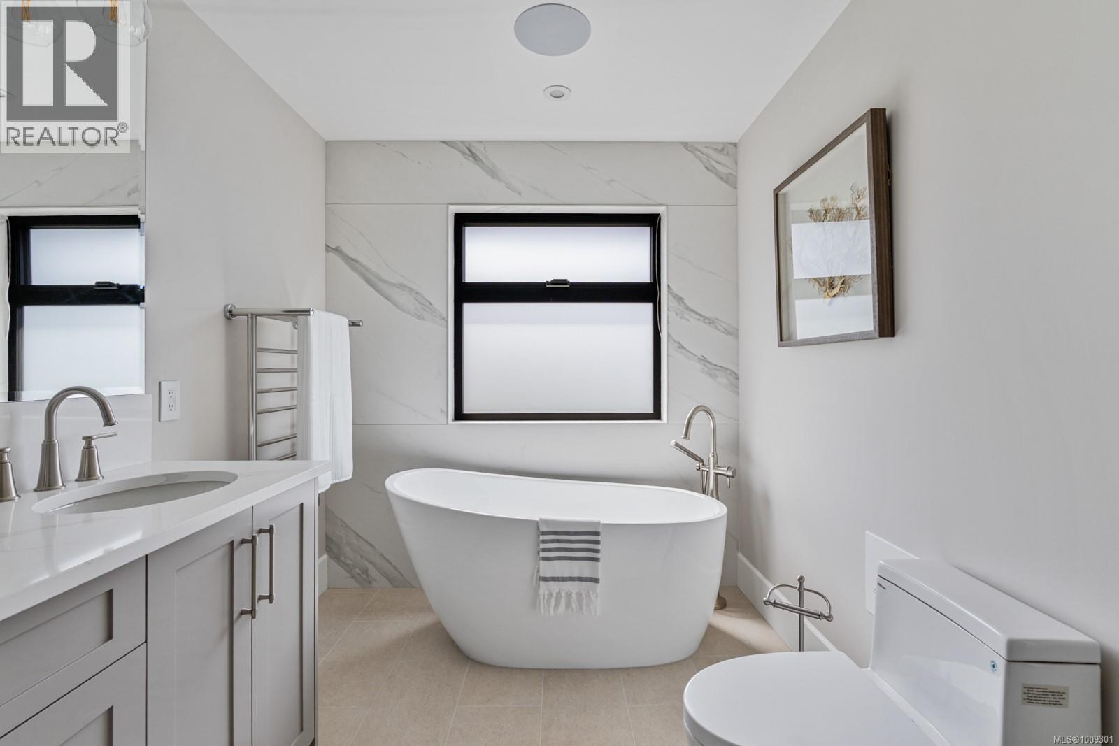 1918 Shotbolt Rd, Victoria, British Columbia  V8S 1H2 - Photo 25 - 1009301