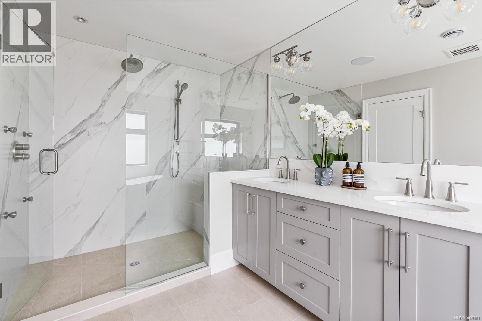 1918 Shotbolt Rd, Victoria, British Columbia  V8S 1H2 - Photo 26 - 1009301