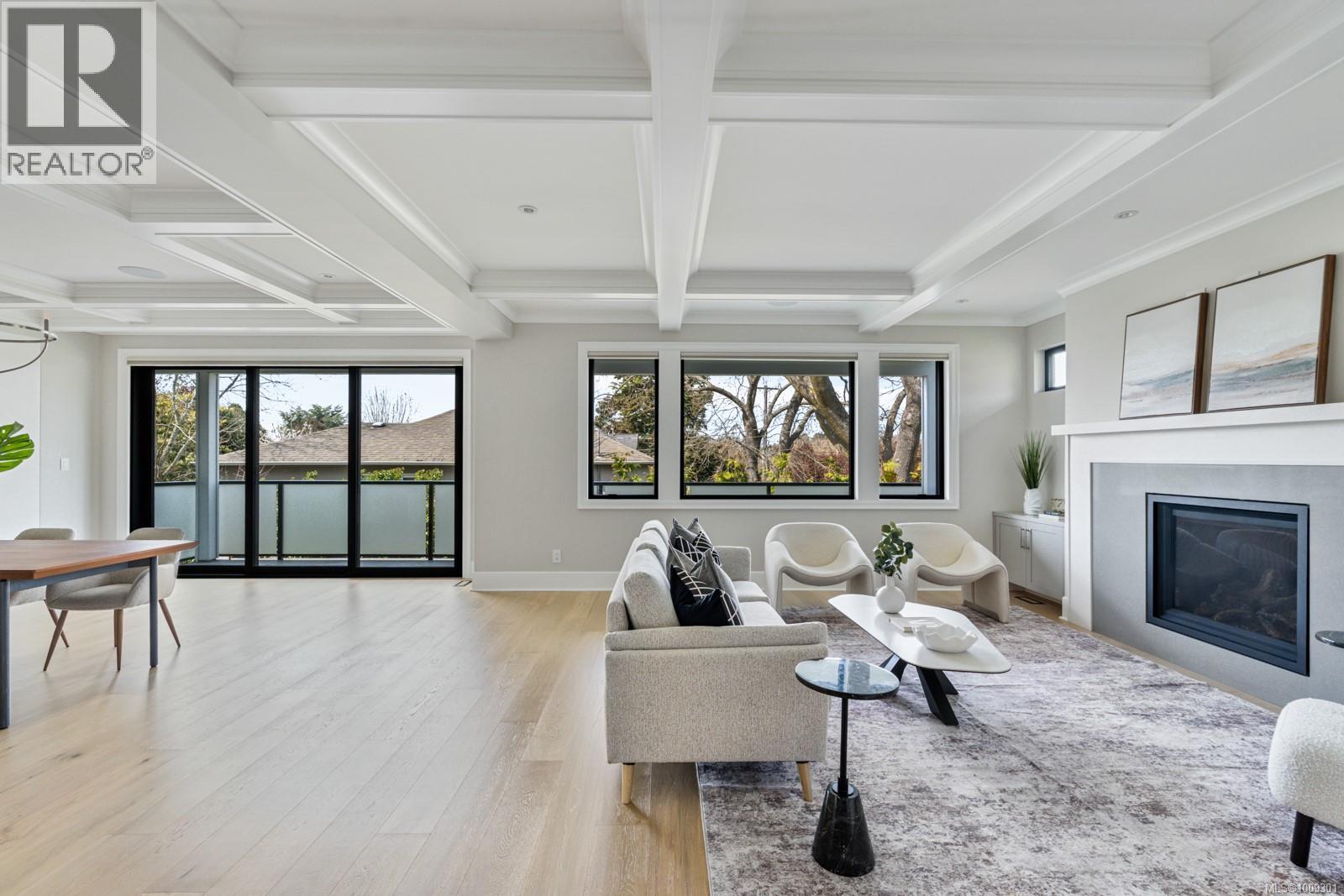 1918 Shotbolt Rd, Victoria, British Columbia  V8S 1H2 - Photo 4 - 1009301