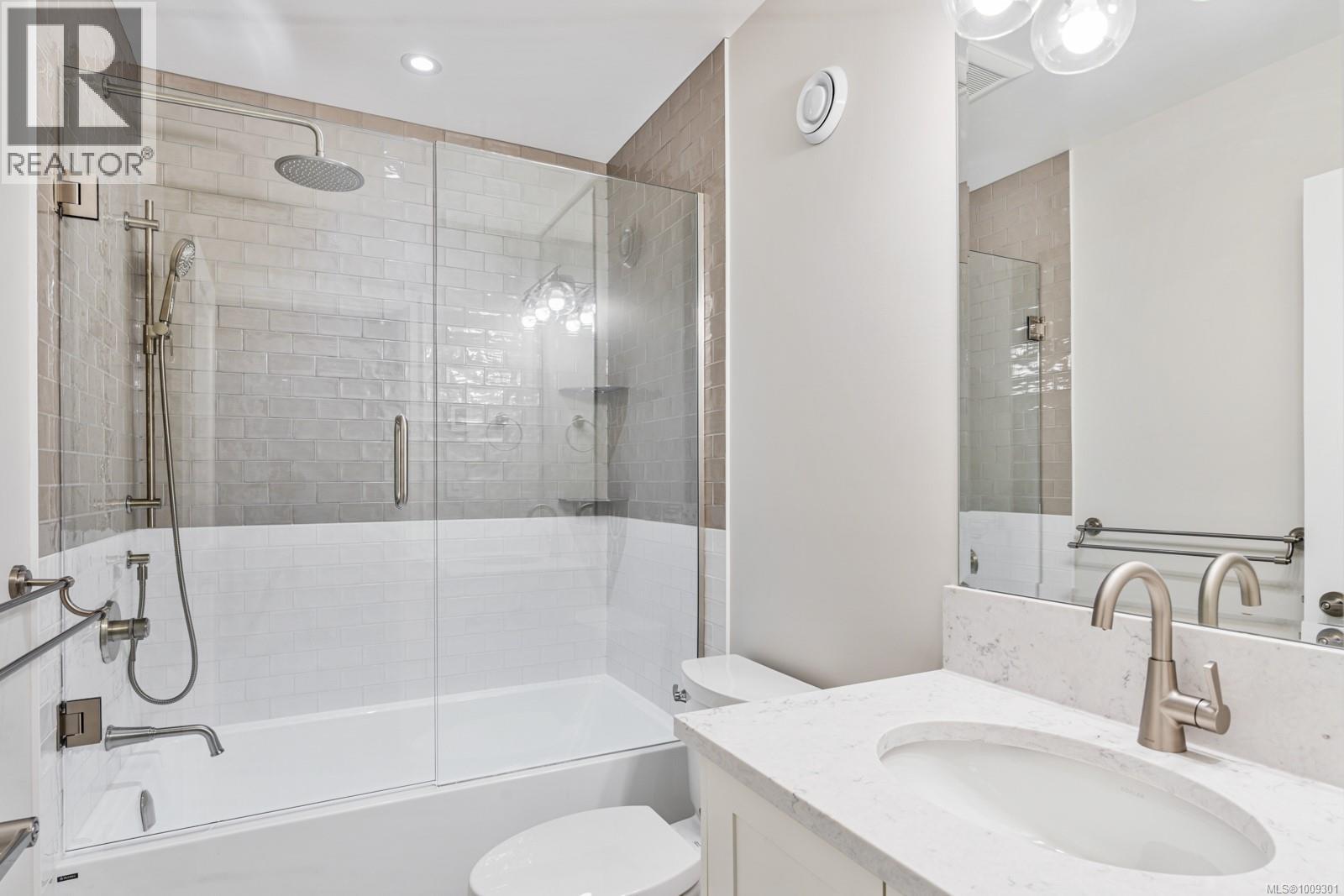 1918 Shotbolt Rd, Victoria, British Columbia  V8S 1H2 - Photo 44 - 1009301