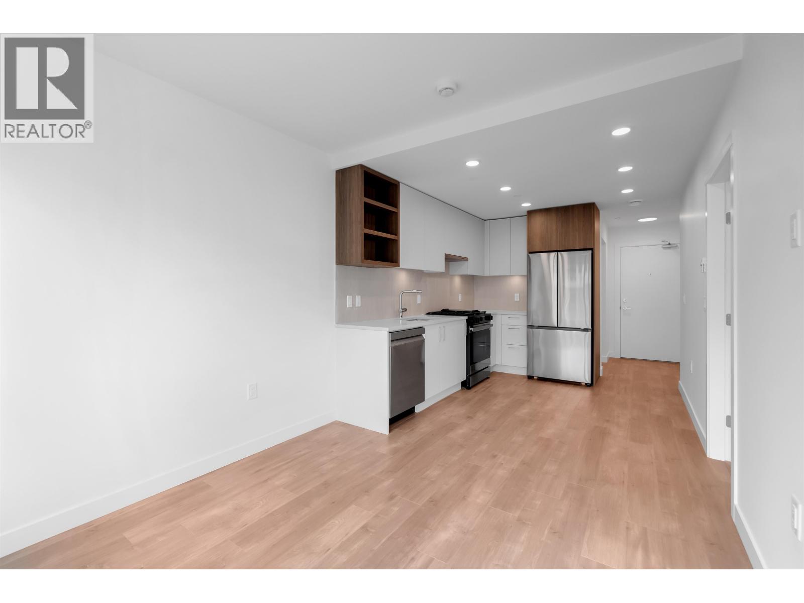 514 723 Grover Avenue, Coquitlam, British Columbia V3J 0L9 - Photo 4 - R3038494