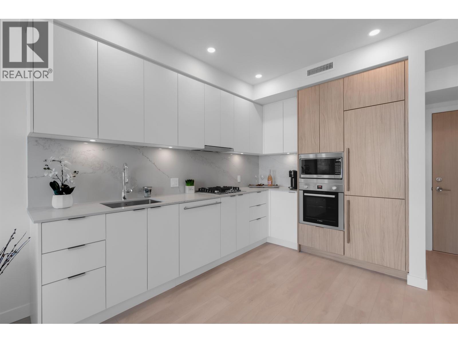 3505 537 Cottonwood Avenue, Coquitlam, British Columbia V3J 0S4 - Photo 4 - R3038523