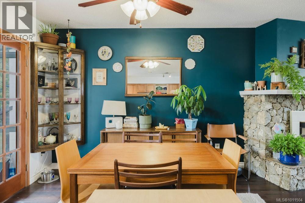 1616 Agnew Ave, Saanich, British Columbia  V8N 5M6 - Photo 7 - 1011504