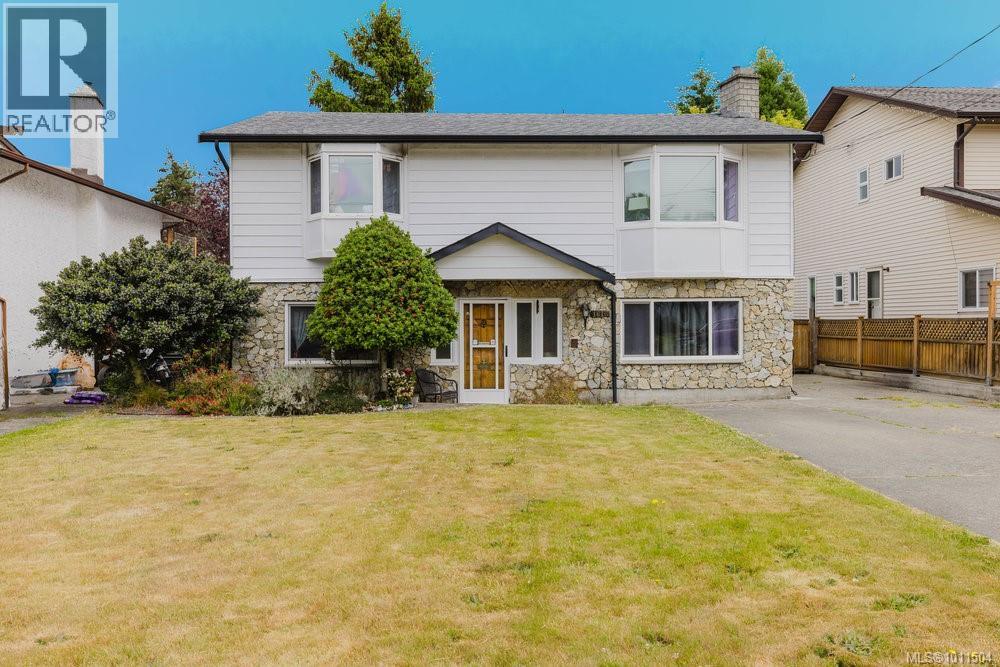 1616 Agnew Ave, Saanich, British Columbia  V8N 5M6 - Photo 2 - 1011504