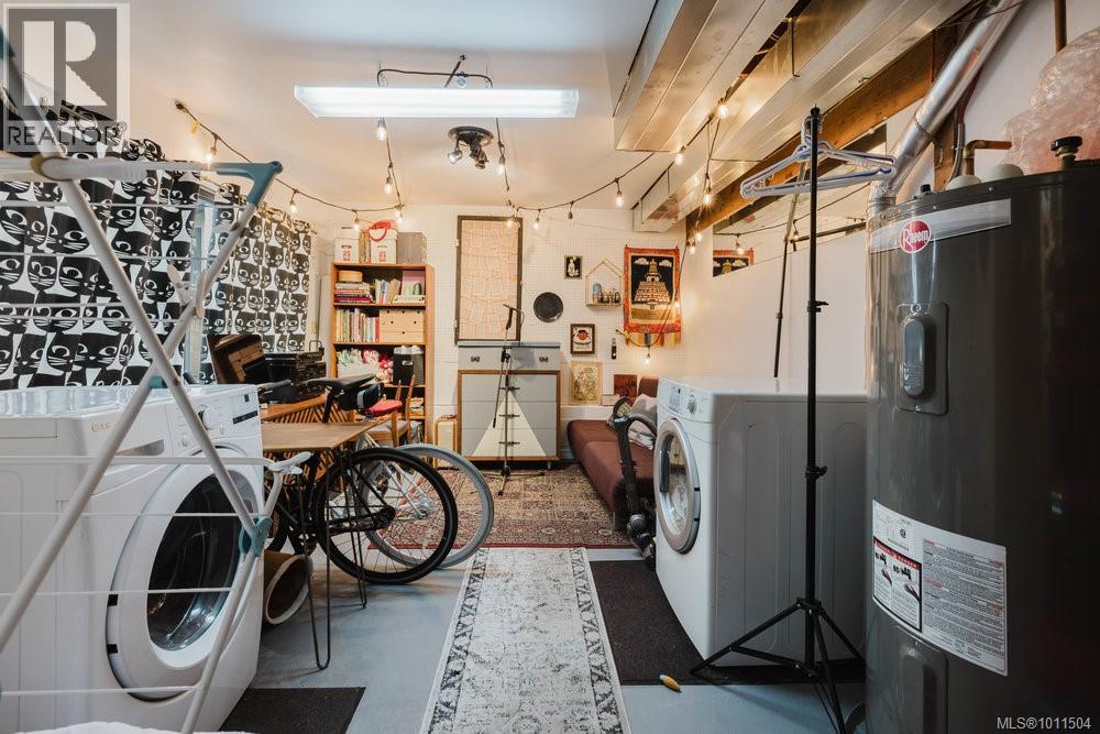 1616 Agnew Ave, Saanich, British Columbia  V8N 5M6 - Photo 21 - 1011504