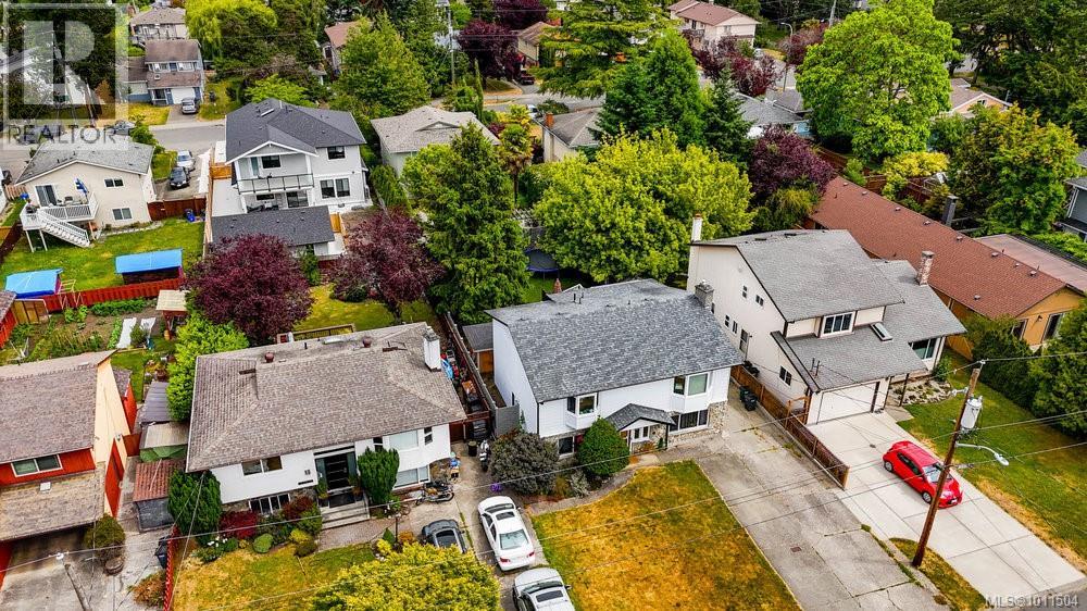 1616 Agnew Ave, Saanich, British Columbia  V8N 5M6 - Photo 27 - 1011504