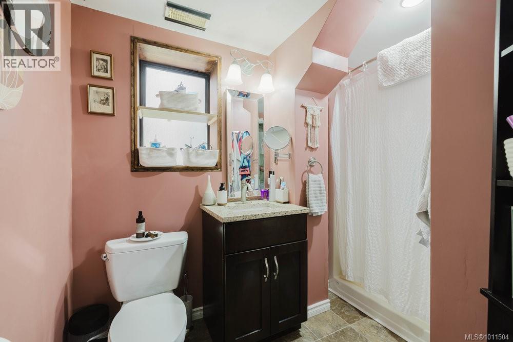 1616 Agnew Ave, Saanich, British Columbia  V8N 5M6 - Photo 20 - 1011504