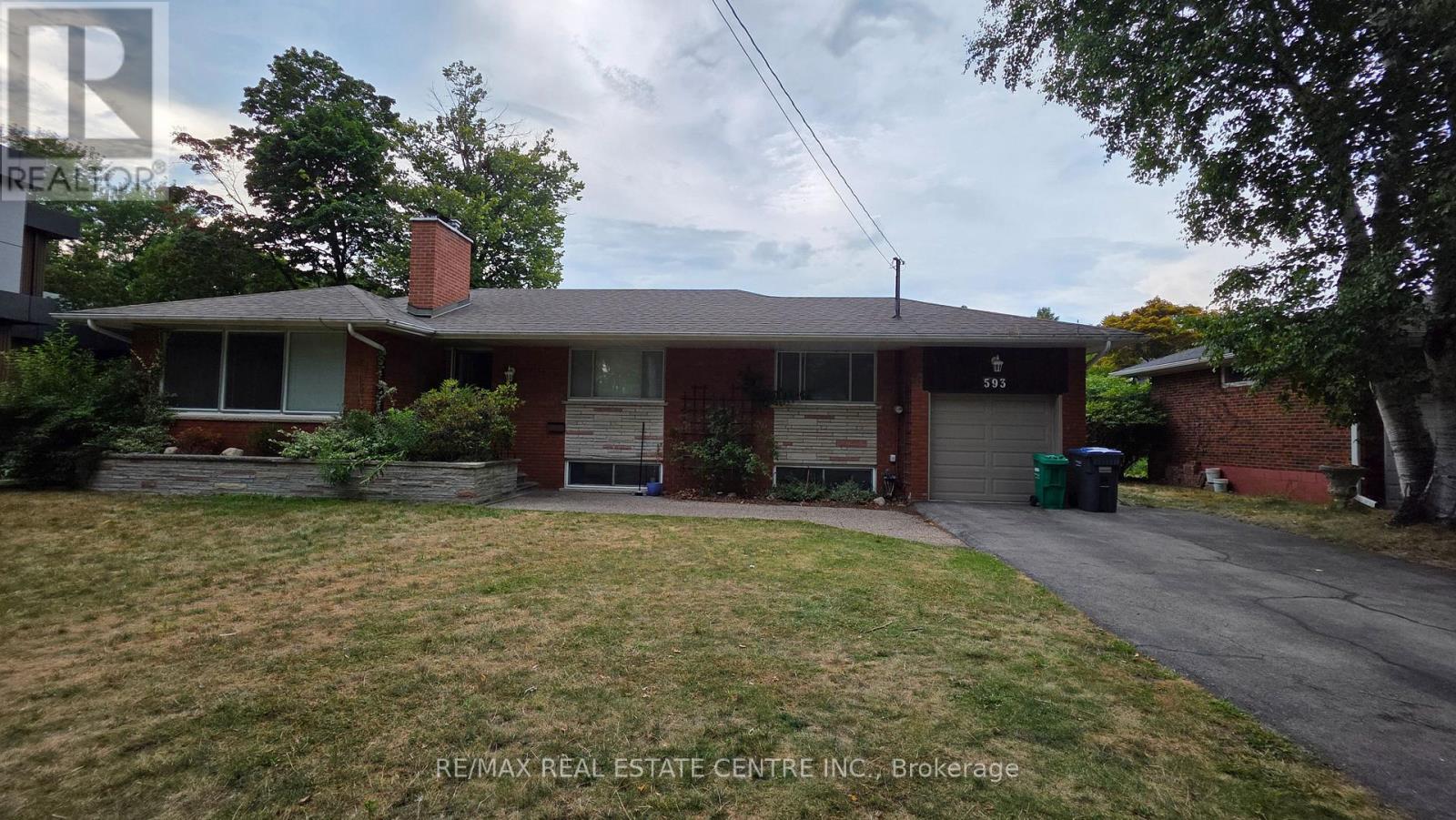 Property at 593 INDIAN ROAD image 2
