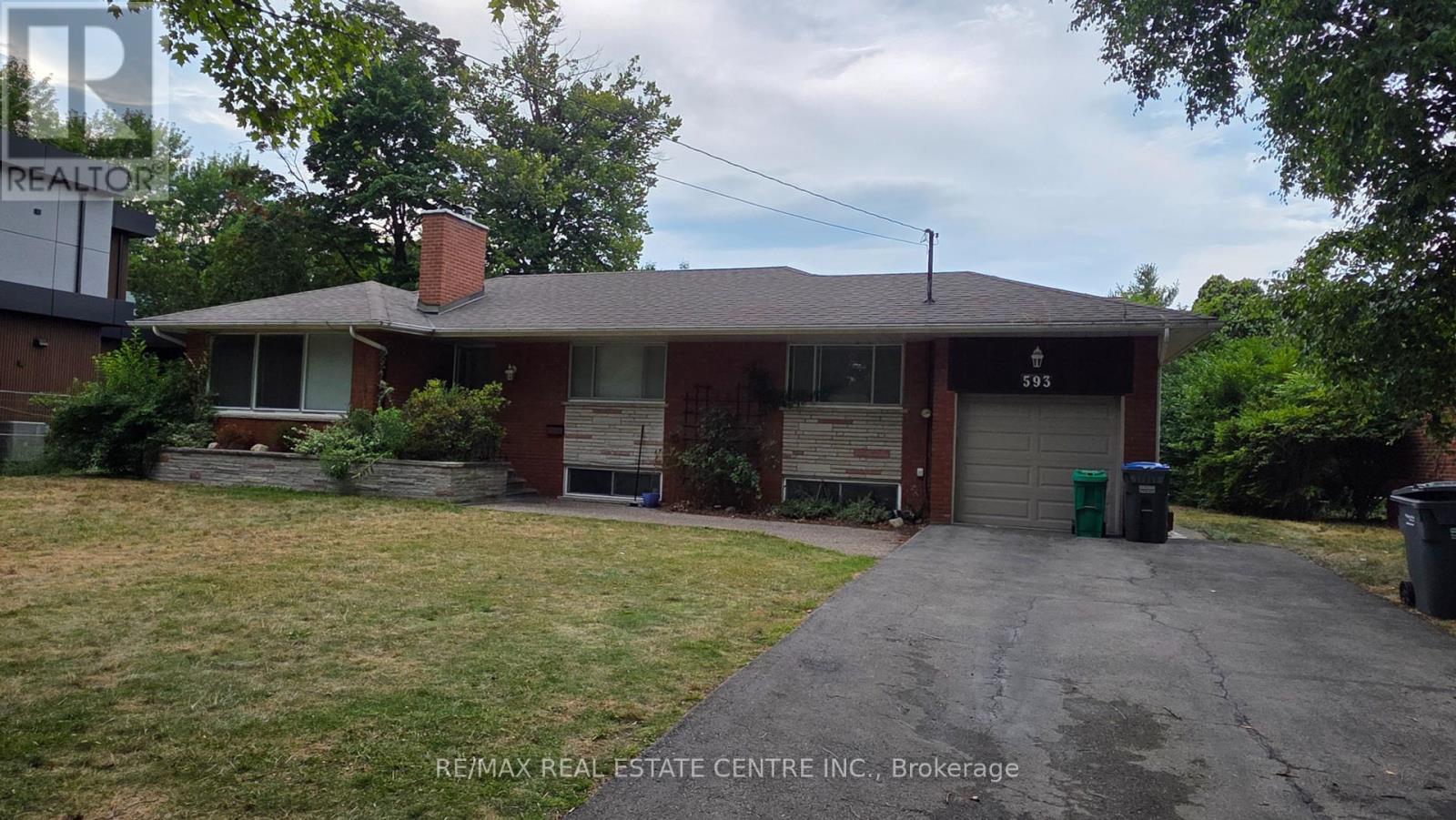Property at 593 INDIAN ROAD image 1