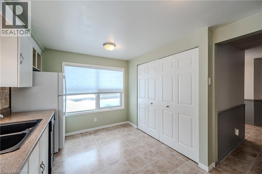 3 Rolling Brook Lane, New Hamburg, Ontario  N3A 2G1 - Photo 4 - 40737331