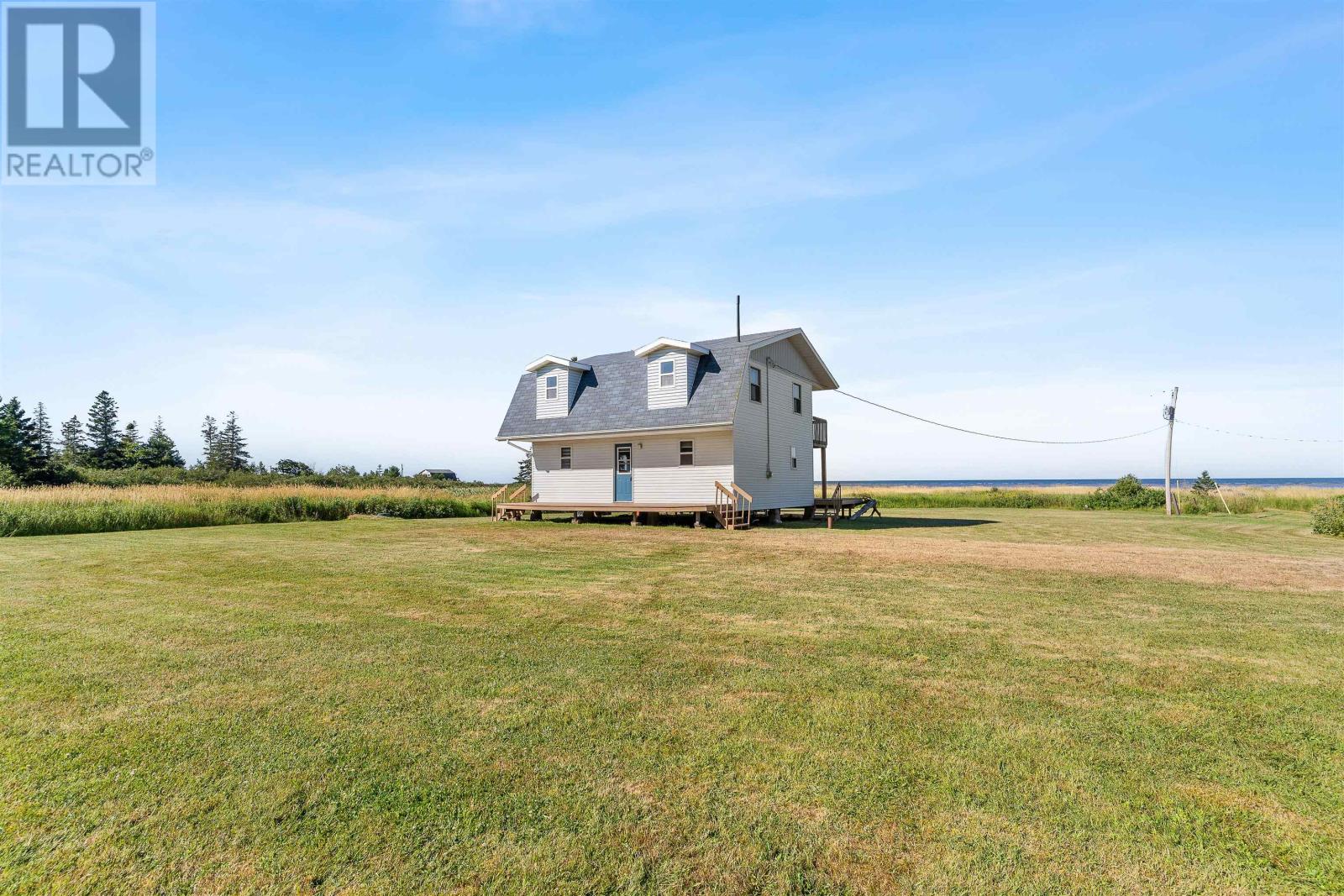 10109 Route 11, St. Chrysostome, Prince Edward Island  C0B 2E0 - Photo 4 - 202521070