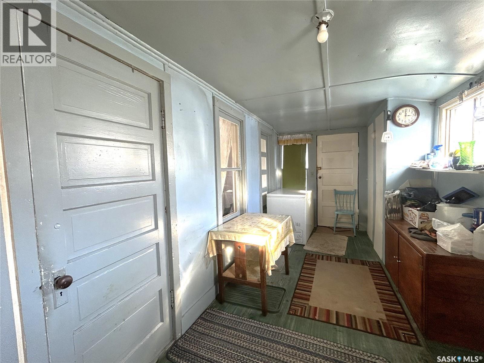 326 Taylor Street, Bienfait, Saskatchewan  S0C 0M0 - Photo 35 - SK996135