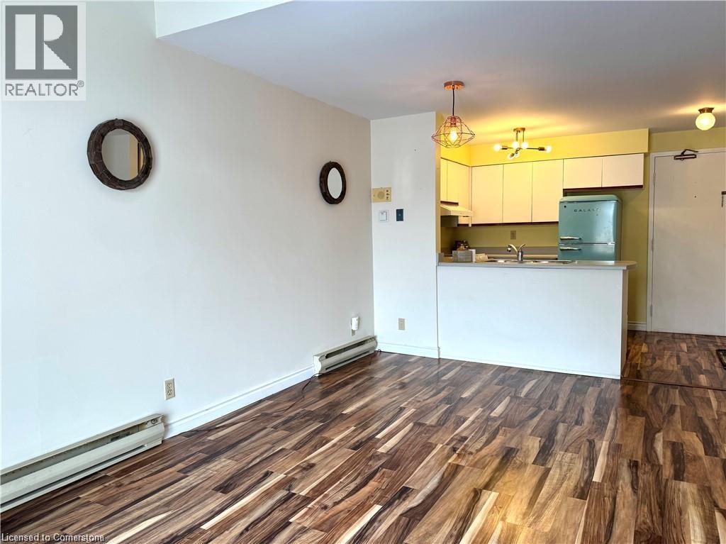 41 Valleyview Road Unit# 49, Kitchener, Ontario  N2E 3H9 - Photo 3 - 40739179