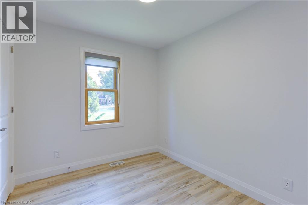 266 Bridge Street, Fergus, Ontario  N1M 1T7 - Photo 19 - 40703034