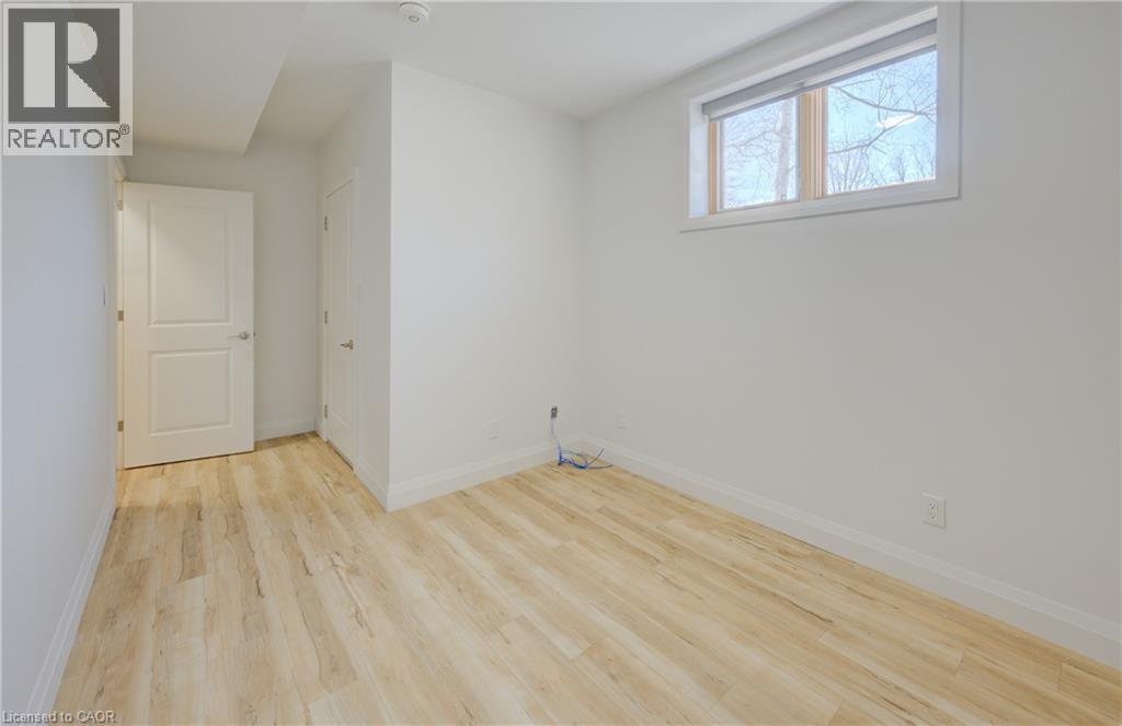 266 Bridge Street, Fergus, Ontario  N1M 1T7 - Photo 36 - 40703034