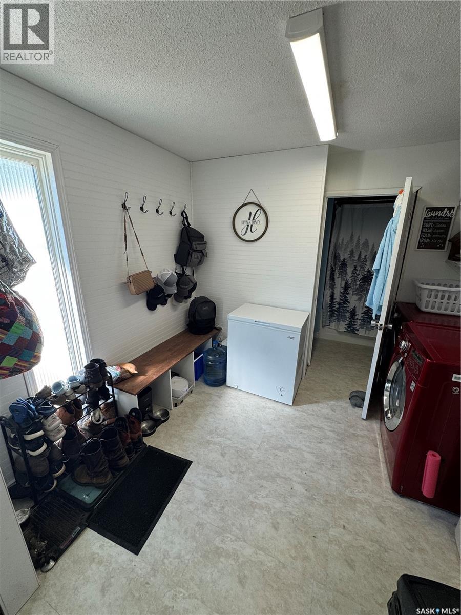 116 Elizabeth Avenue, Naicam, Saskatchewan  S0K 2Z0 - Photo 11 - SK015953