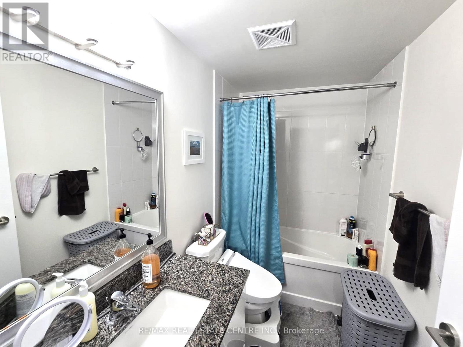 2301 - 75 Eglinton Avenue W, Mississauga, Ontario  L5R 0E5 - Photo 6 - W12340513