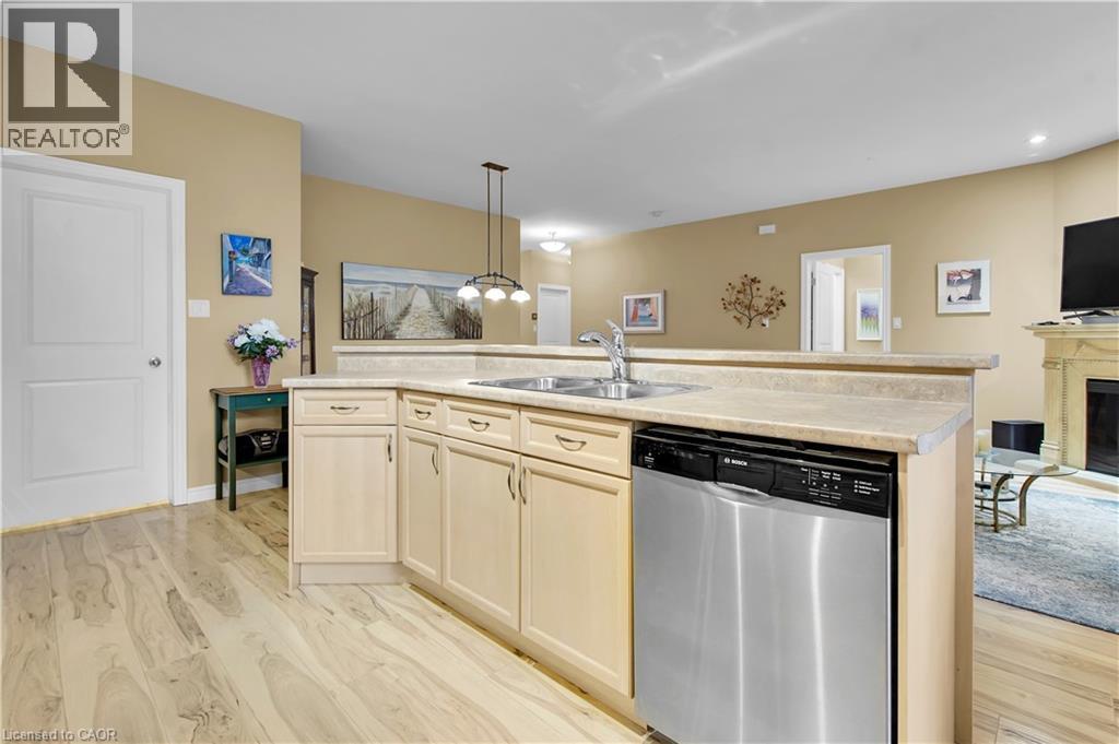 Photo 16 of 47 for 34 Oakwood Links Lane