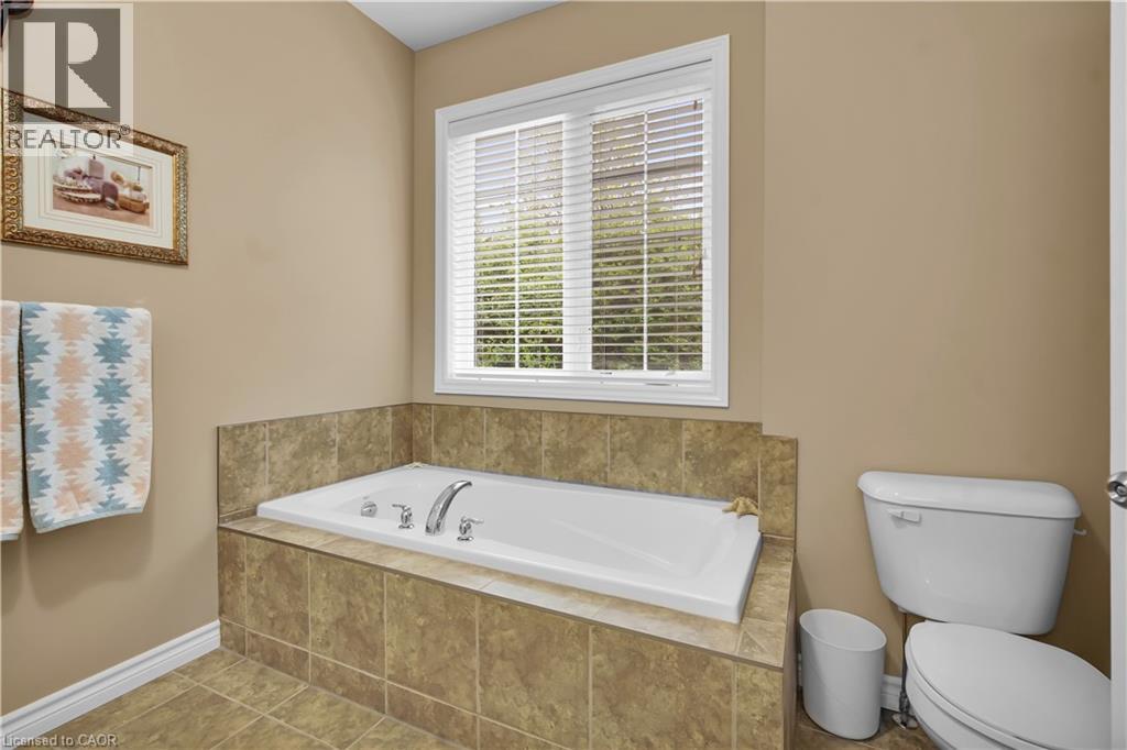 Photo 22 of 47 for 34 Oakwood Links Lane