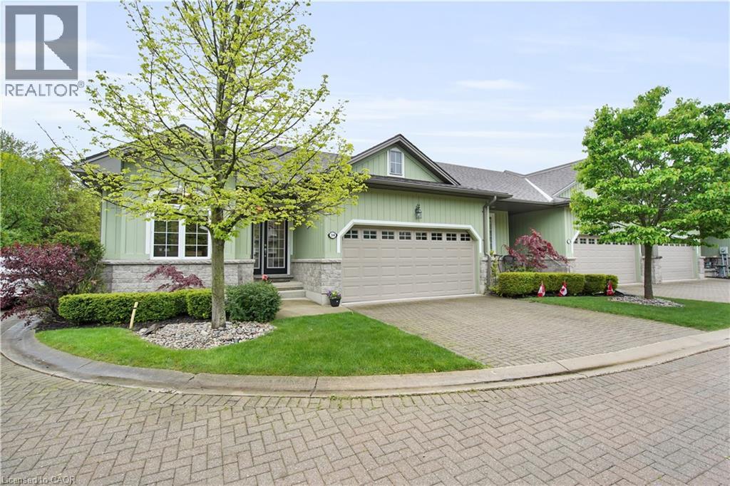 Photo 3 of 47 for 34 Oakwood Links Lane