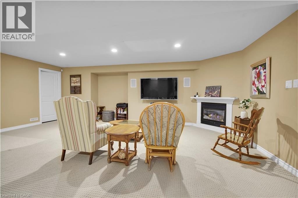 Photo 30 of 47 for 34 Oakwood Links Lane