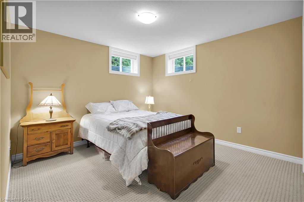 Photo 34 of 47 for 34 Oakwood Links Lane