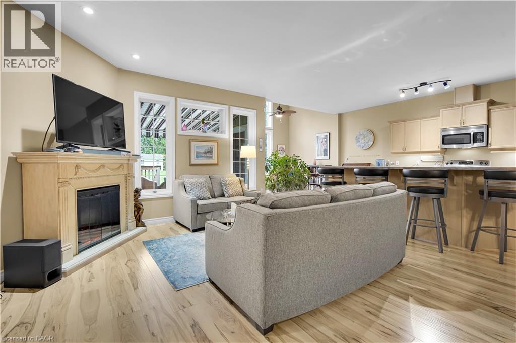 Photo 9 of 47 for 34 Oakwood Links Lane