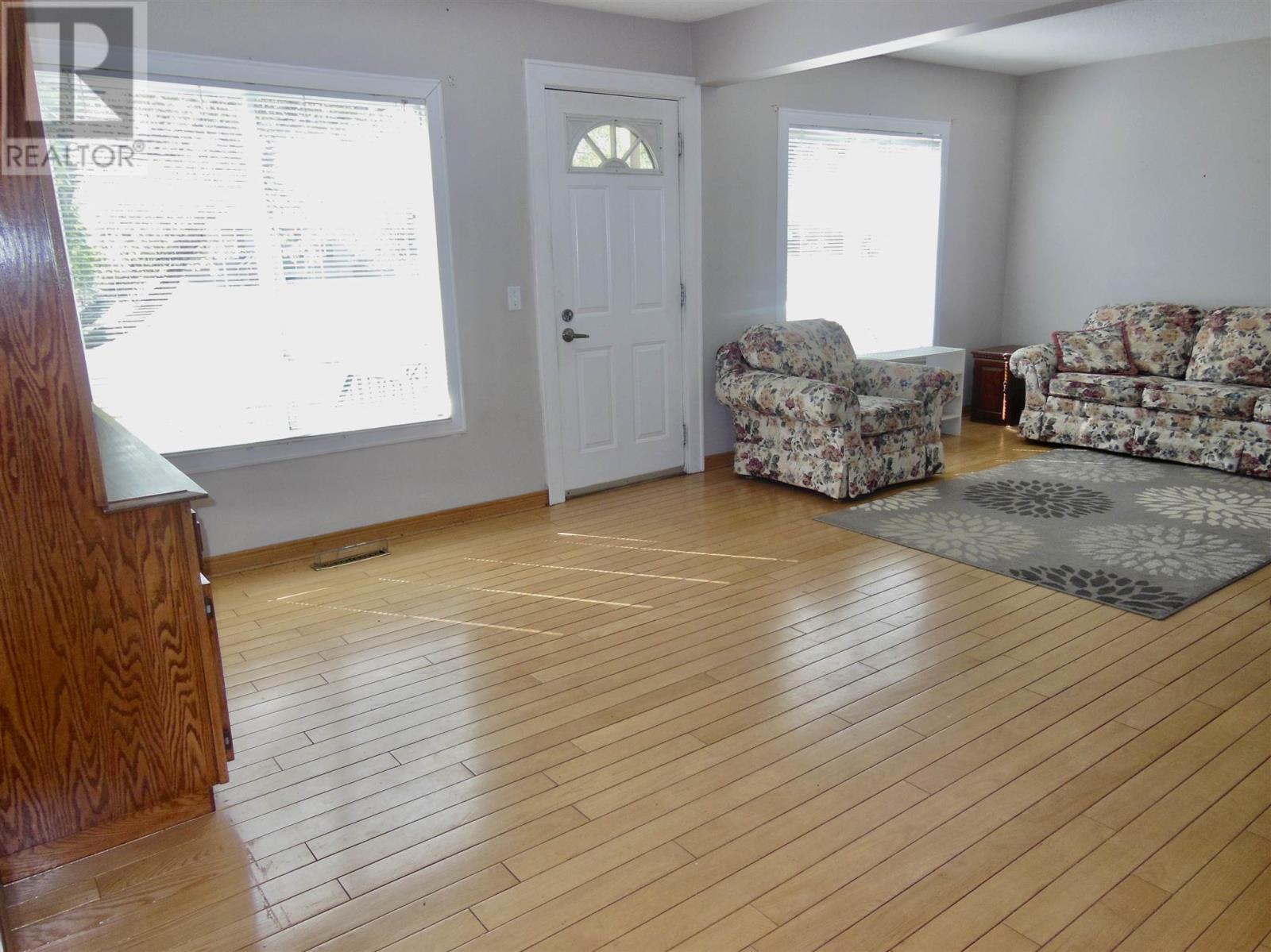 548 Lake St, Sault Ste. Marie, Ontario  P6B 3L2 - Photo 12 - SM252265