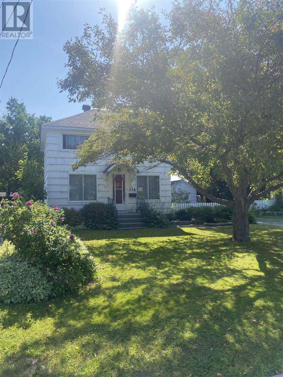 548 Lake St, Sault Ste. Marie, Ontario  P6B 3L2 - Photo 2 - SM252265