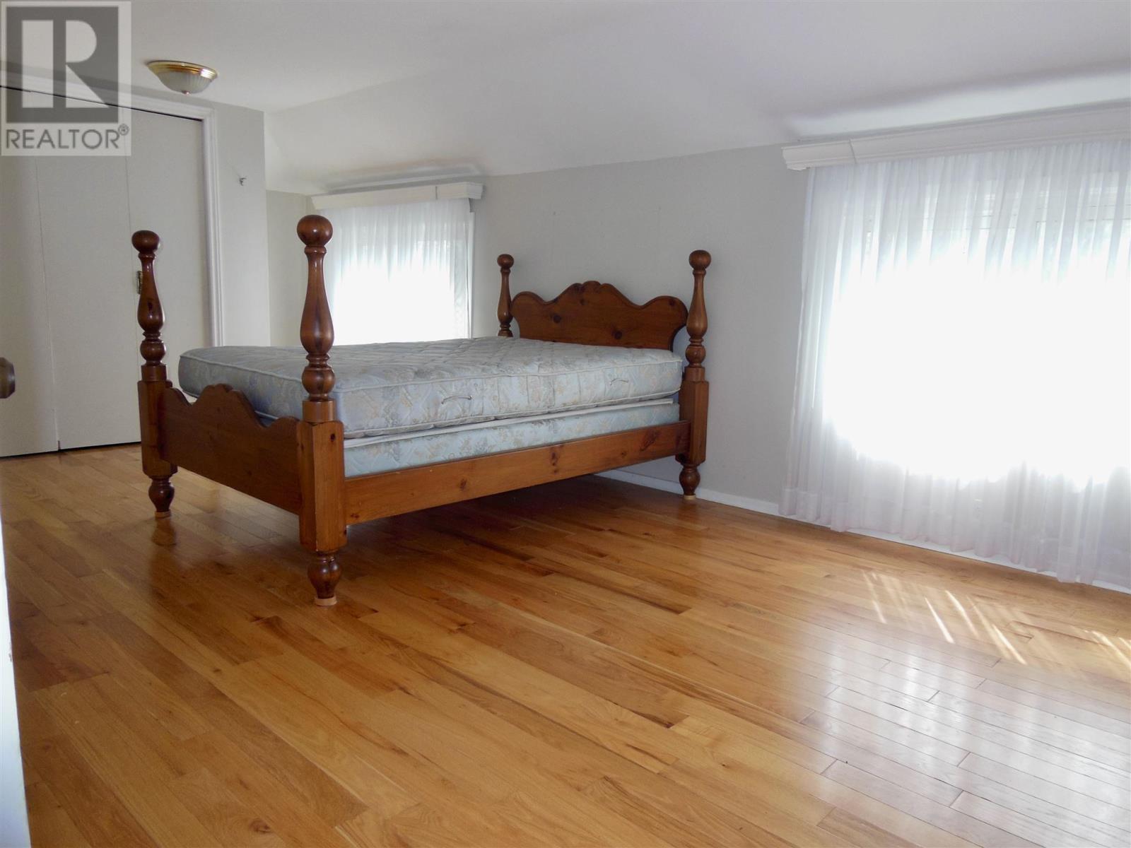 548 Lake St, Sault Ste. Marie, Ontario  P6B 3L2 - Photo 22 - SM252265