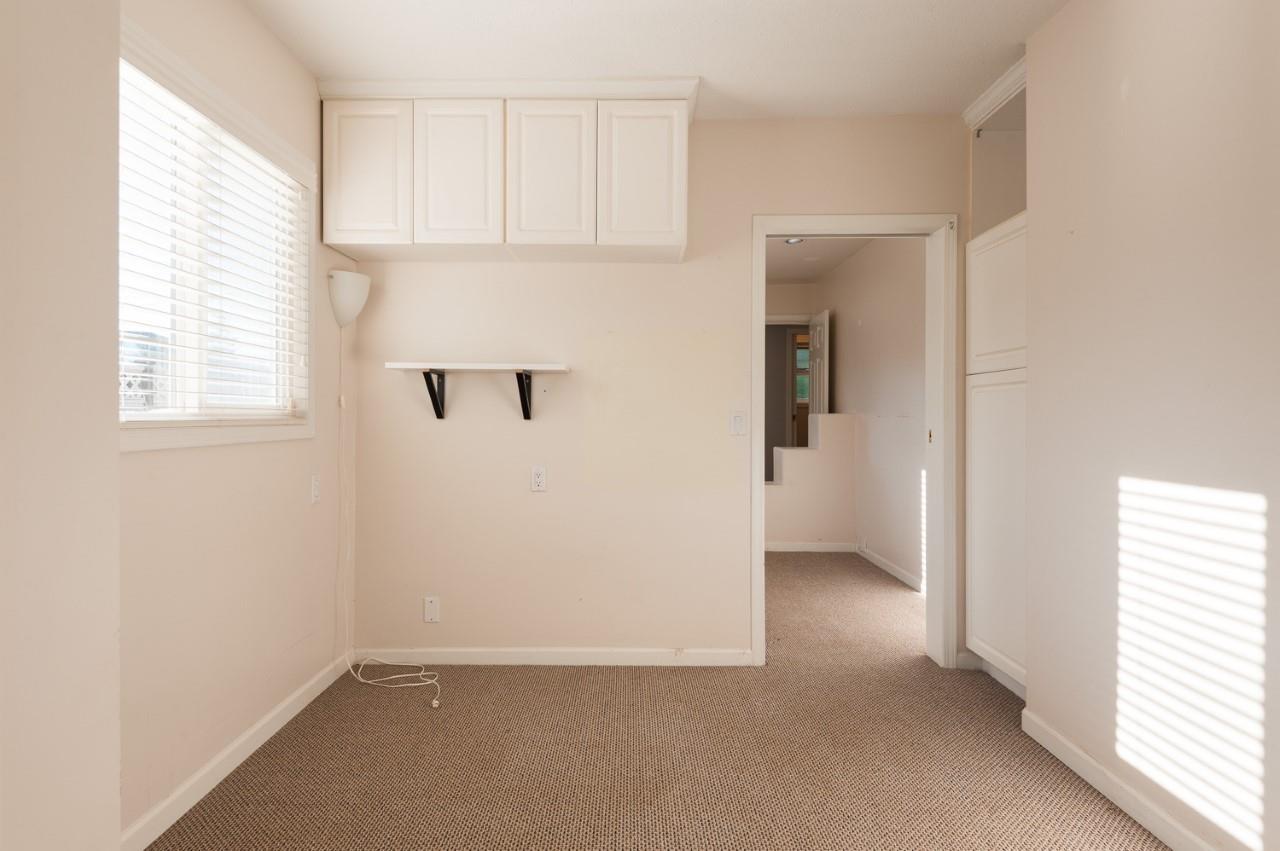 15661 Roper Avenue, White Rock, British Columbia  V4B 2G9 - Photo 12 - R3038372