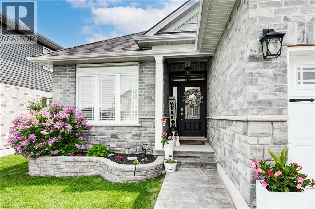 35 Lock Street, Innerkip, Ontario  N0J 1M0 - Photo 3 - 40737161